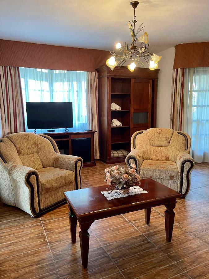 Pension Casa Iurca Sighetu Marmaţiei Exteriör bild